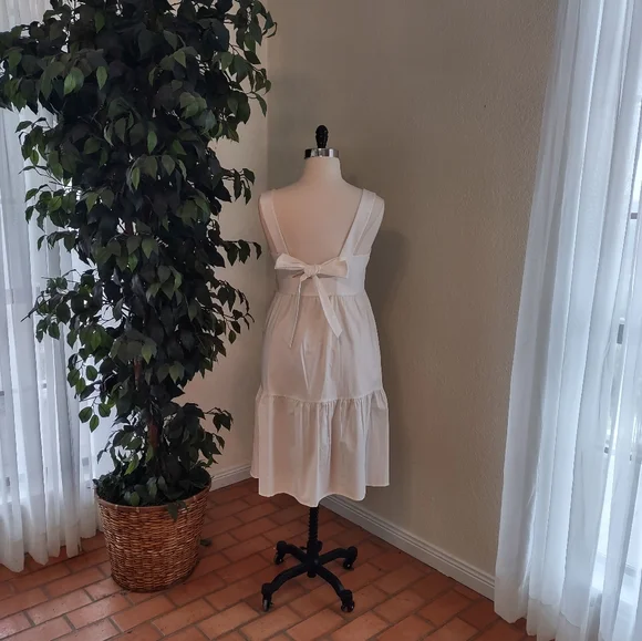 Gal Meets Glam Desiree NWT - Picture 7 of 11